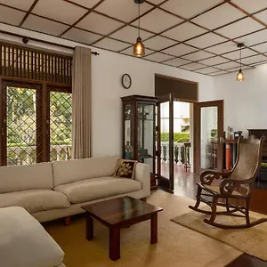 https://surveyors-residence.kandyhotelsnow.com